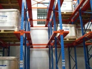 High-density Vertical Shelves drive in pallet racking