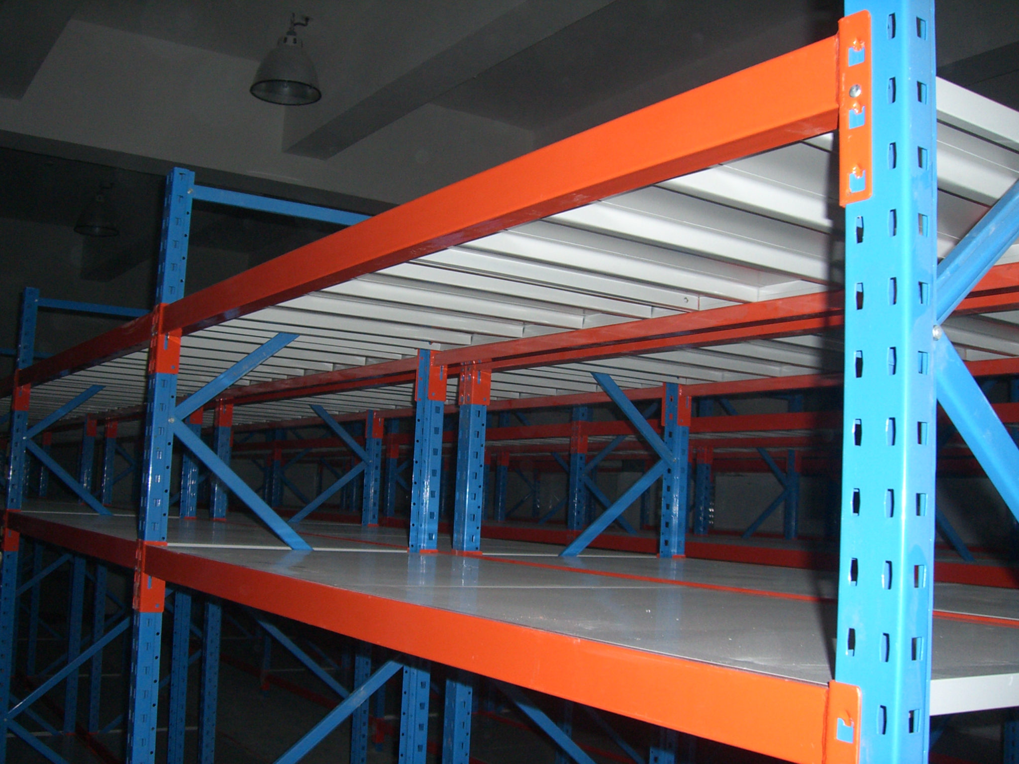 Steel Wareohuse Medium Duty Rack Shelving Shelf Racking from China